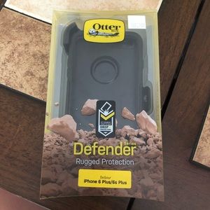 iPhone 6 Plus/6s Plus OtterBox Defender Phone Case